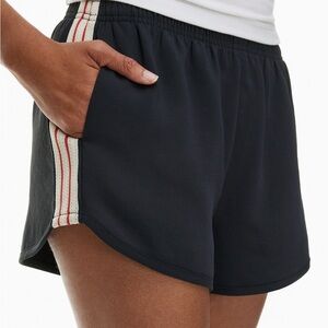 Aritzia Carmelita Short